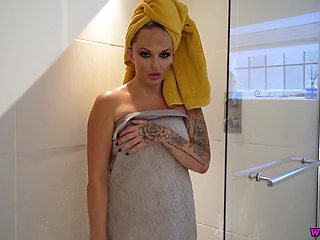 Louise Lee - Bit Perverted Pt:1