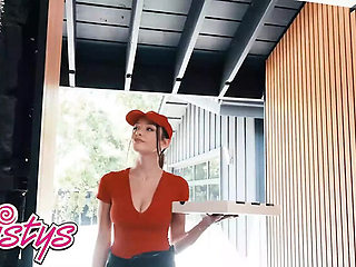 Hazel Grace & Rissa May Scissor & Moan Loudly - Lesbian Orgasm, Big Tits, Hot Babes