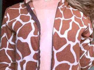Amateur big ass brunette teen with