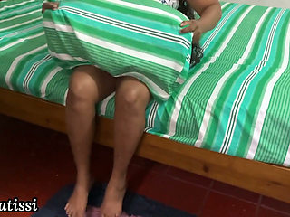 Young Sri Lankan Woman Having Sex While Bathing
