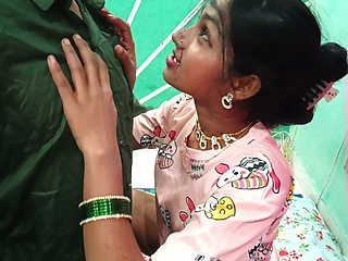 Collage Girl SUDIPTA ne Gao ke ladke ko bula ke raat bhar chudae ki Doggy style main