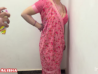 Aunty ko main mara color spray, aunty ho gayi full happy that day,