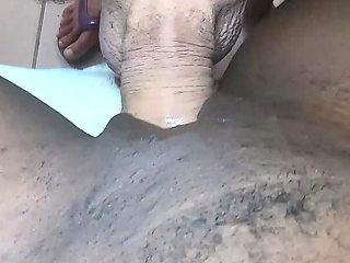 BWC fucks ebony’s pussy with creampie – POV