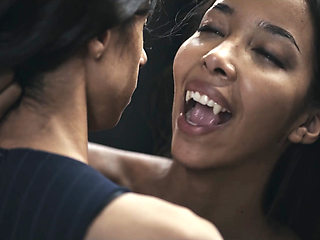 Ebony Vampire Mistress Lia Lin - Lesbian Latina Slave Mesmerized for Hardcore Domination