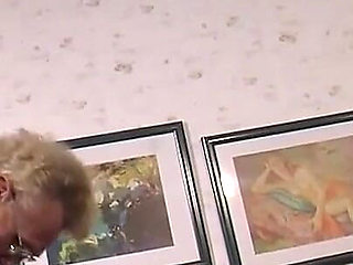 Couple of Older Pigs Have Extreme Sex