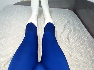 Have fun in blue zentai suit