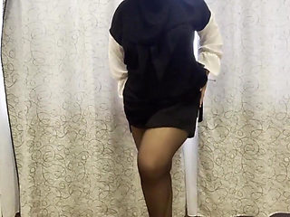 Arab Stepsister in Sheer Pantyhose Masturbates
