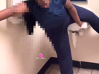 Ahhh…ghostface Is at the Door!