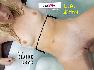 La Woman - Voyeur
