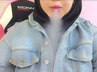 Hijab Stepsister Undresses Man & Fingers Her Wet Pussy to Squirting Orgasm - Amateur Turkish MILF with Big Tits & Big Ass