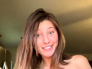 Hot brunette from squirt masturbating on webcam