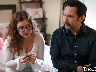 Bigbooty hot babe pussyfucked by lover