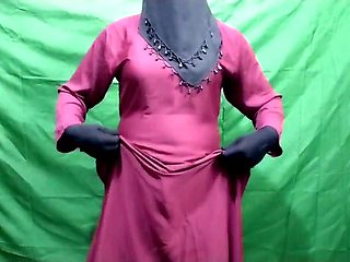 Jerking off in the neighbor's clothes