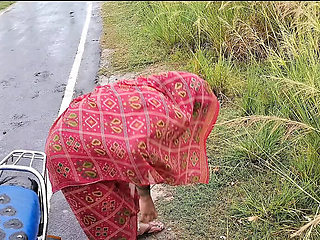 Desi Bhabhi Outdoor Blowjob and Doggy Style Sex with Young Boyfriend