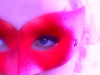 Blonde Bombshell Julie Hunter Double Penetration Ecstasy