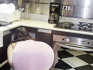 Wishing for my stepmom's huge ass - Emily fox & Zeus Withe