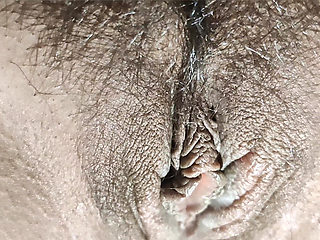 Desi girlfriend ko hotel le jake bhot choda last me uspe sperm nikala village girl desi sex