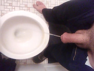 Mid-afternoon Peeing Many-angled