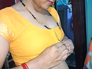 Indian Kavya Bhabhi Changing Cloth Front of Boyfriend