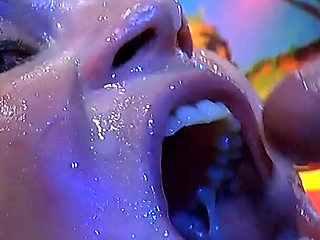 Horny girls loves blowbangs and bukkake