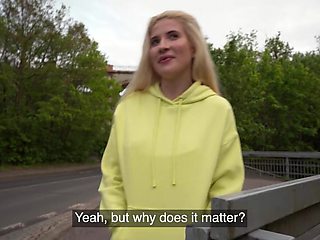 Blondie with a cute face sucks dick and gets fucked