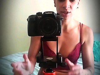 Brunette Solo Webcam Masturbation
