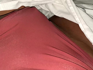 I RECORD MY NEIGHBOR SEEING EACH OTHER AFTER BREAKFAST