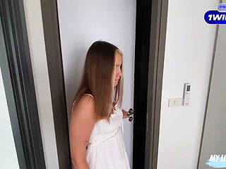 Your Father Must not Know! Fucked Friend's Daughter and Shoved all Cum on Her...