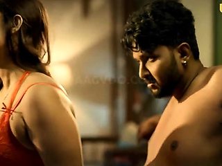 Amateur flashes her big boobs and ripped with the cab driver