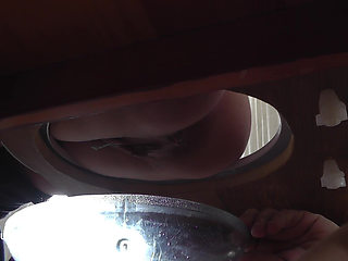 Mistress Tatjana Needs to Pee