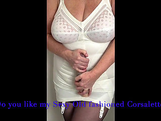 Vgq31 Aunty Sandra and Her Playtex Corsalette