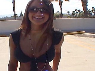 Amy Reid Get Her Fully Shaved Snatch