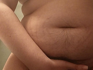 Fat and Hairy Bitch masturbate