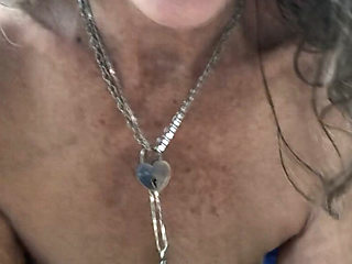 Sexy Mature Wife Sucks and Swallows! Maxxximummilf