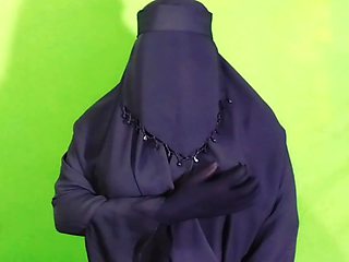 The Village Beautiful Hot Woman Is Rejoicing