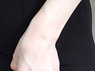 I Show You My Cameltoe in Leggings