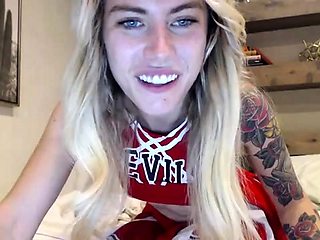MissIvyDoll - Live Cheerleader Tease