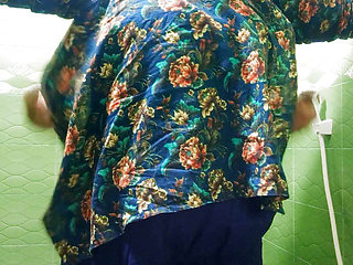 Step-Sister's Bath Time Ritual Exposed - You Won't Believe What Happens