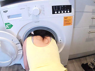 "Brother, help me, I got stuck". Dumb stepsister got stuck in the washing machine. It's time to teach her a lesson