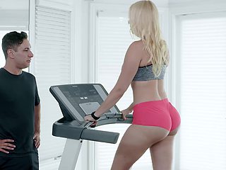 Pretty PAWG and titty MILF fucks her private trainer