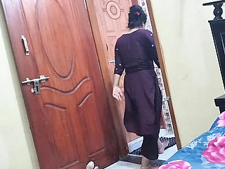 Bangladeshi Girl Hot Home Sex - Desi Bhabhi Doggystyle & Missionary with Big Cock