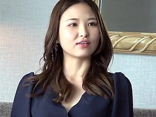大人の色気漂うGカップエステティシャンが魅せる艶やかな美ボディ
