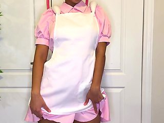 Hot Black Maid Does Some Webcam Black and Ebony