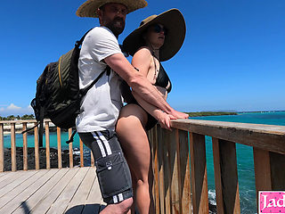 Jade Kink Lookout Fucking Near Public Beach