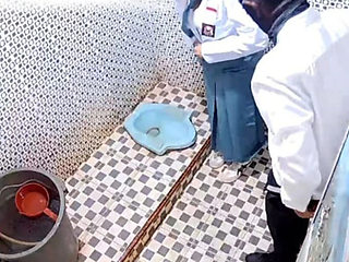 Hot Indonesian College Girl Clarelia Gets Brutal Doggy Style Fuck in Bathroom - Viral HD Sex