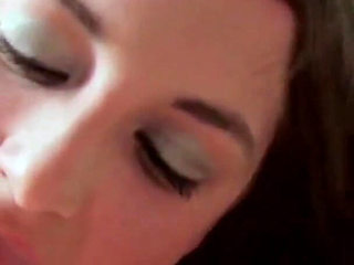 Brunette Babe Facesits and Fingers for Intense Orgasm