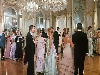A Merry Widow - Vol. #01