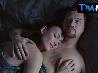 Olga Borovskaya Beautiful Vignette in Izvinite, Ya Peredumala Umirat