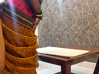 Desi Indian Saree Fucked by Her Besharam Younger Stepbrother