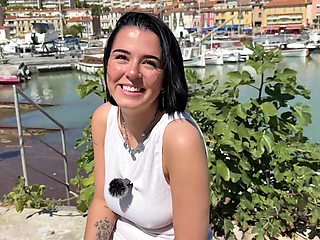 Brunette Rose, 20-Year-Old Lille Vet Student in Outdoor Casting